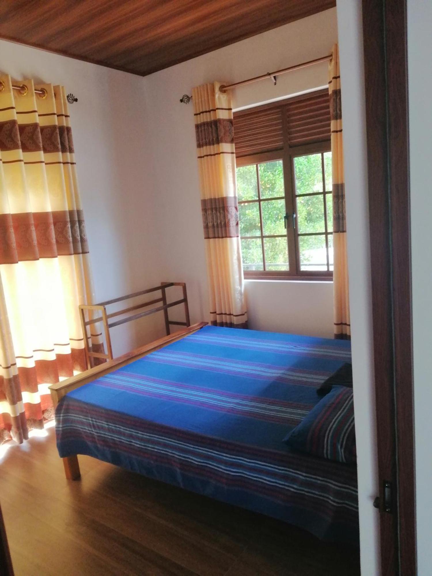 Ella Paradise Passara Bagian luar foto